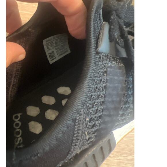 Adidas Originals NMD_R1 BOOST Black White Gum B42200 Mens Size 6 Womens 7.5/8 - Picture 9 of 10